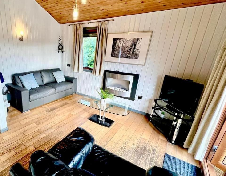 Holly Lodge 12 Hot Tub Йорк Екстер'єр фото