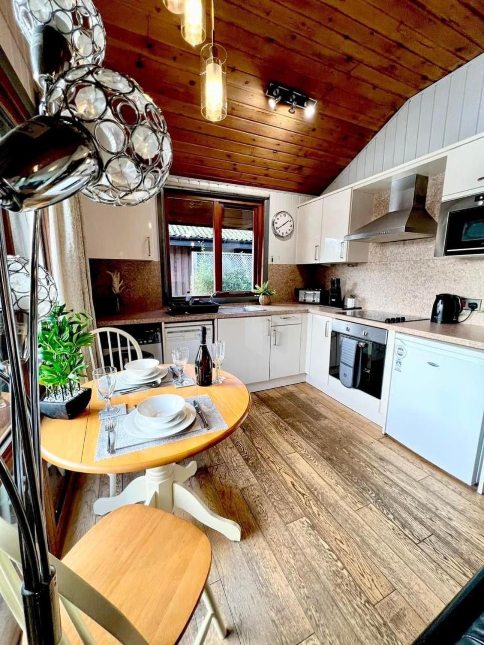 Holly Lodge 12 Hot Tub Йорк Екстер'єр фото